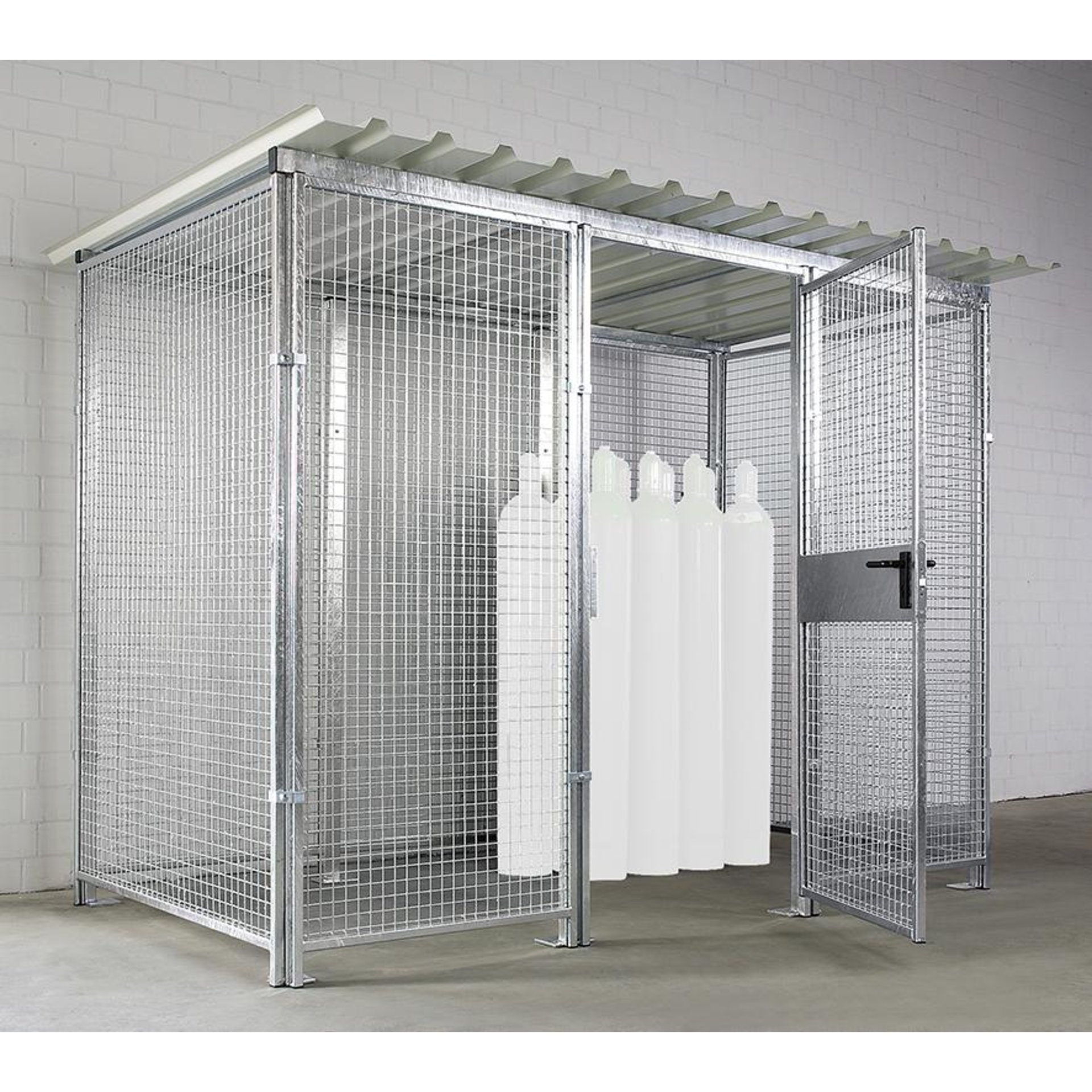 Gasflaschenlagerbox B2100xT1500xH2300 mm einflügelige Tür feuerverzinkt mit Dach