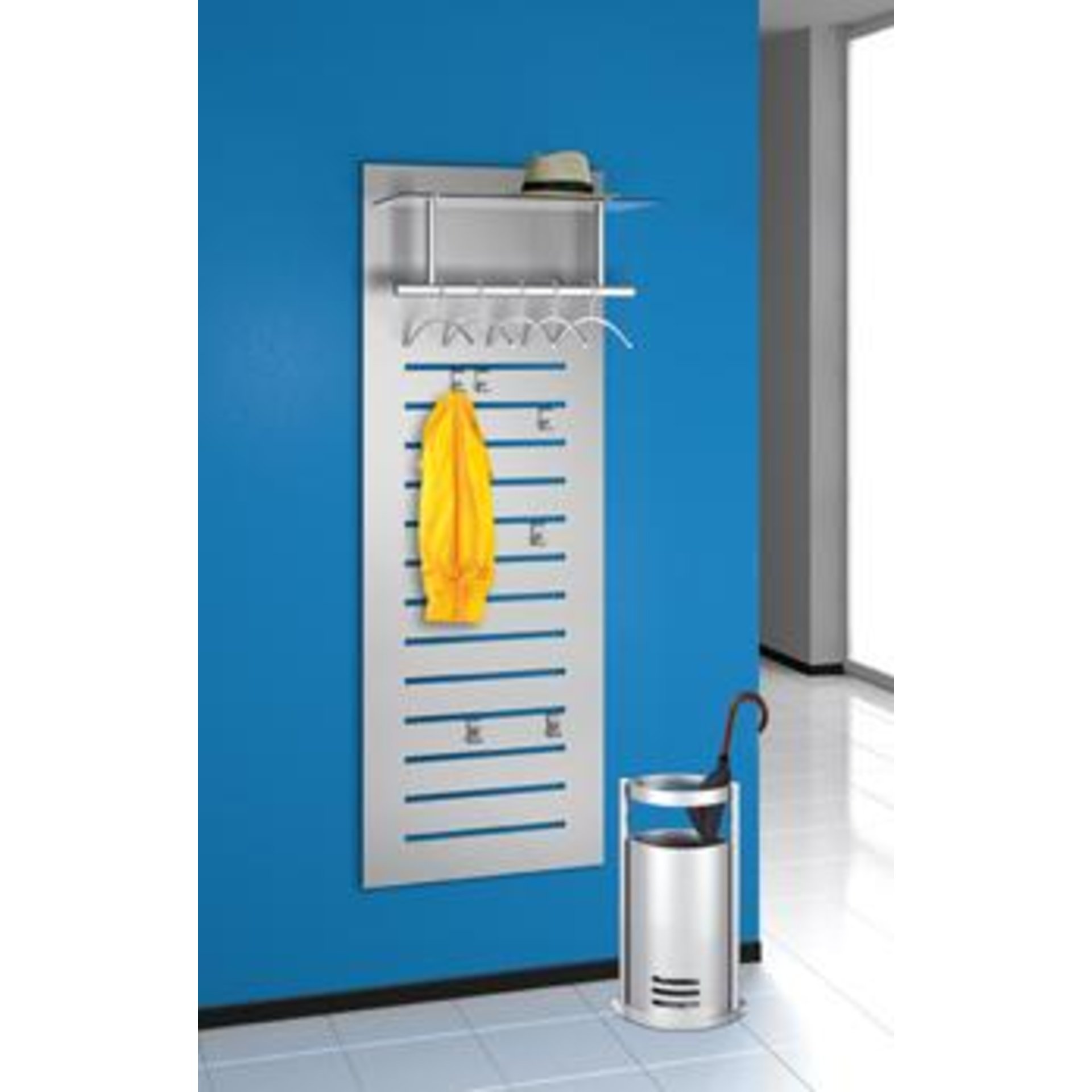 Wandgarderobe tec-art m. 6 Haken u. 5 Bügeln